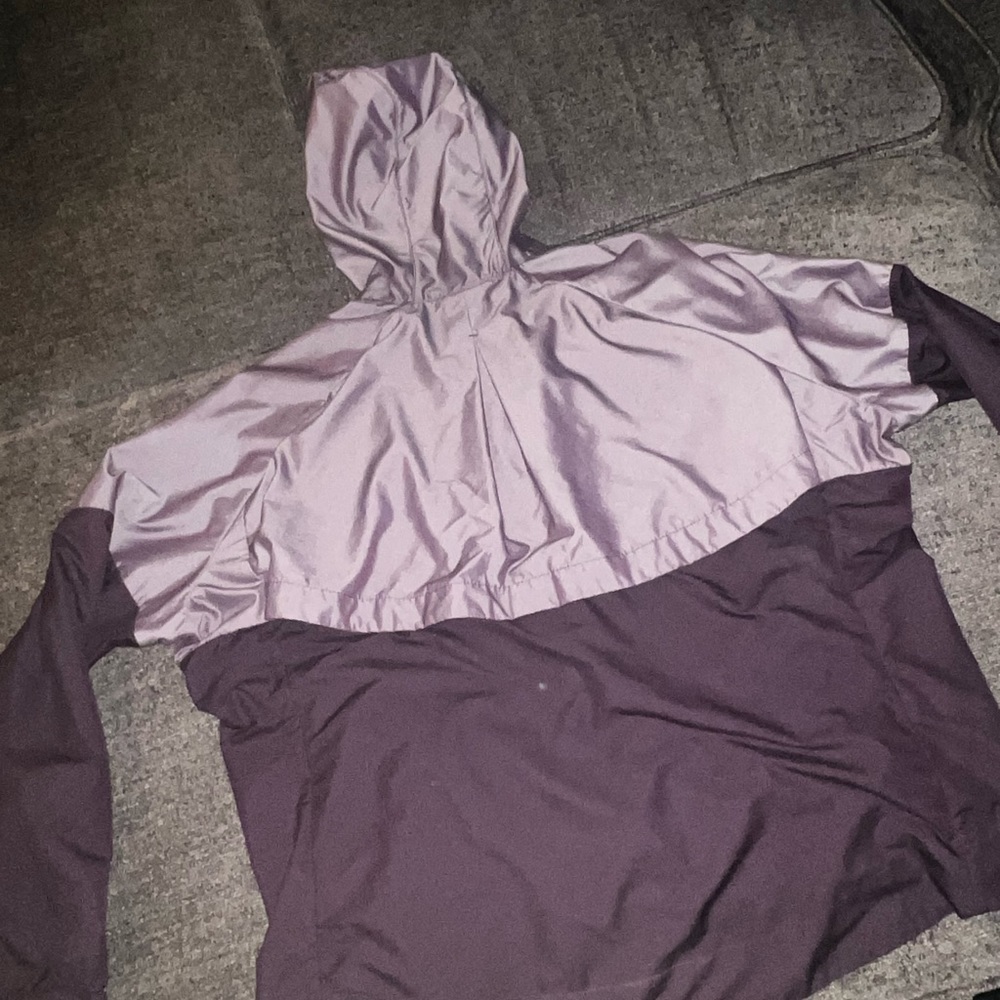 XL women’s Nike windbreaker - Picture 5 of 5